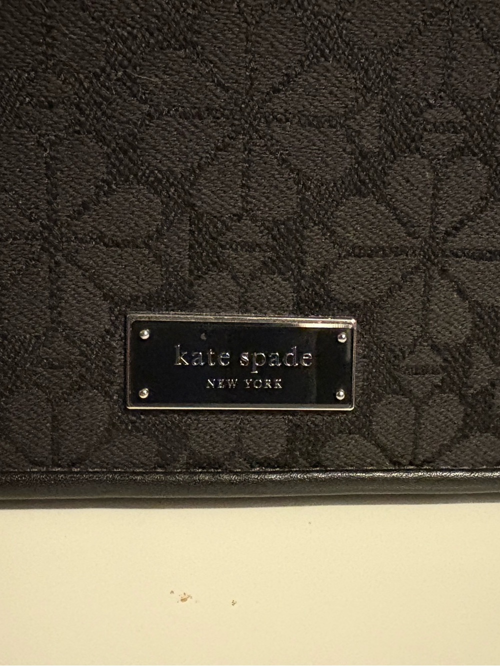 Like new Kate Spade black classic purse as shown. - Picture 4 of 7